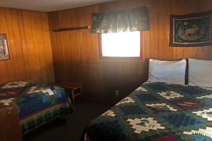 Room 28 of 79