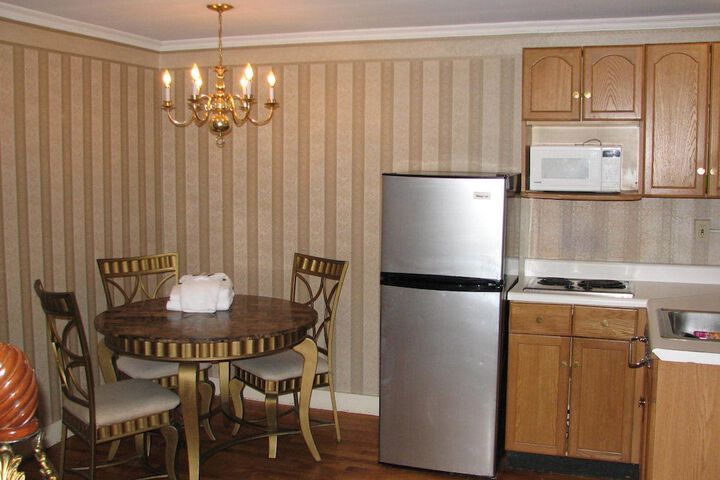 Room 16 of 20