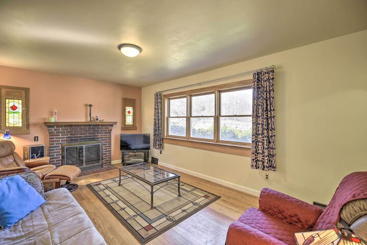 Quaint Creekside Home w / Spacious Deck & Yard