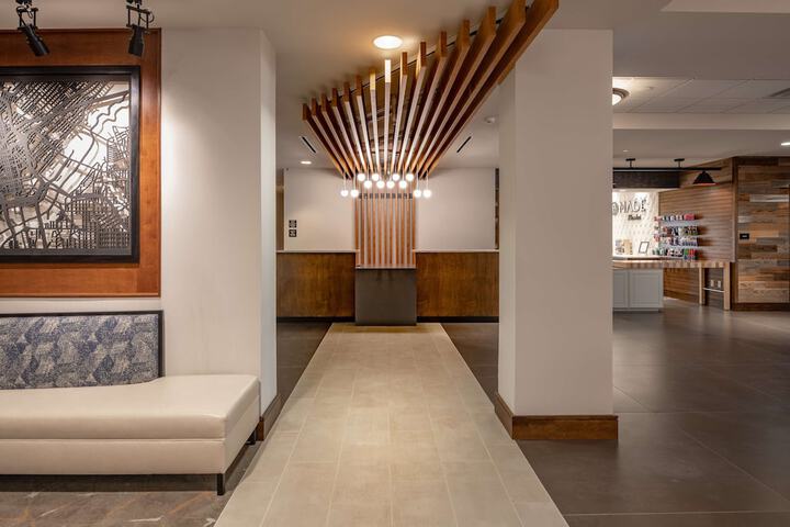 DoubleTree by Hilton Dallas - Farmers Branch