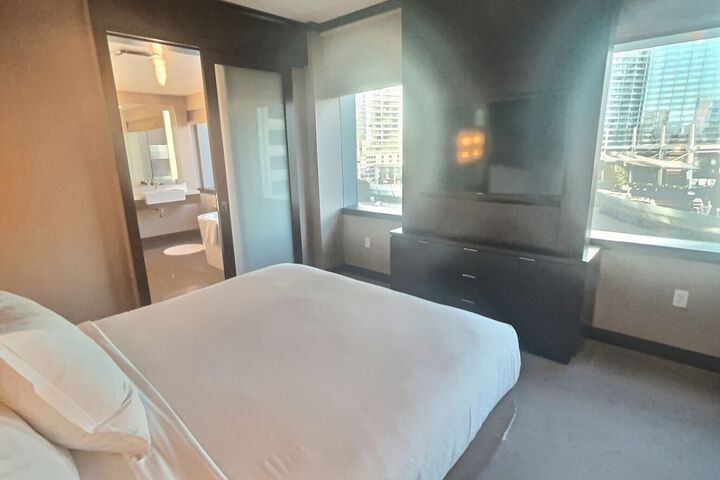Room 56 of 124