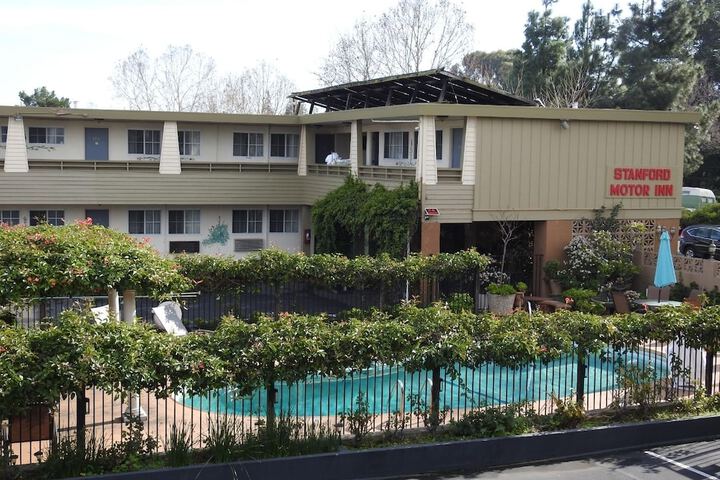 Pool 5 of 33