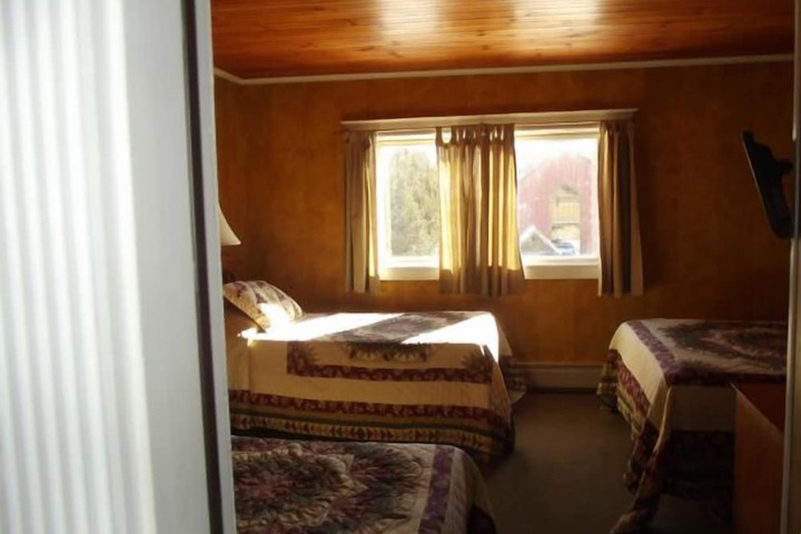 Room 5 of 27