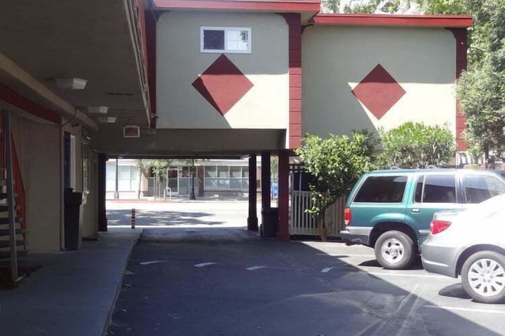 Property Grounds 26 of 27