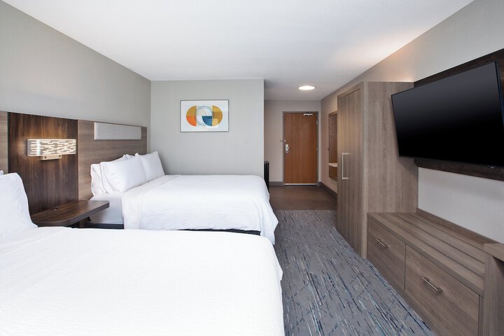 Room 18 of 52