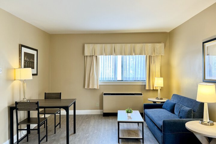 The Boston Hotel