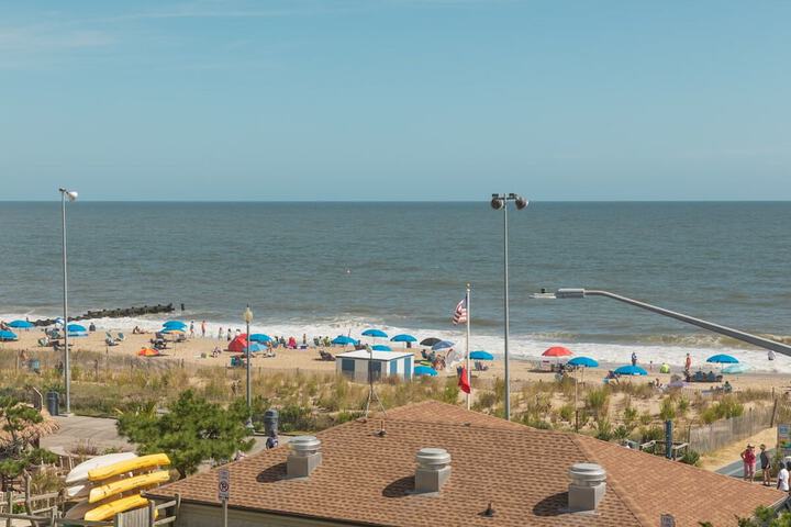 Beach 27 of 36