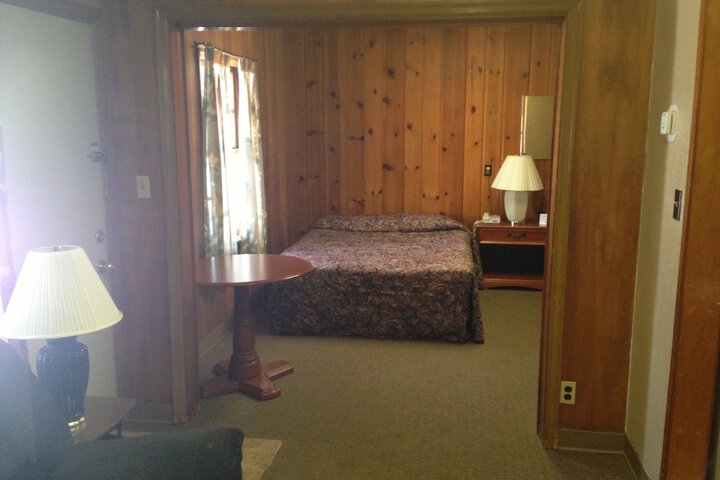 Room 29 of 34