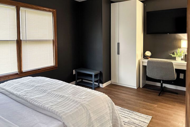 DTW Suites