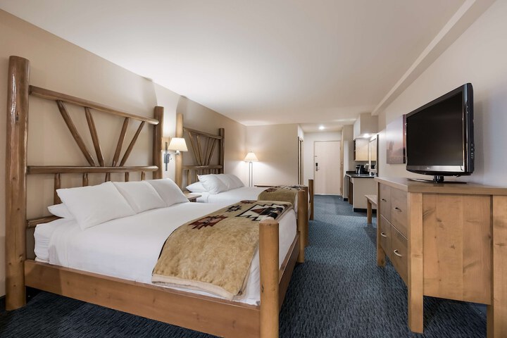 Best Western Plus Kentwood Lodge