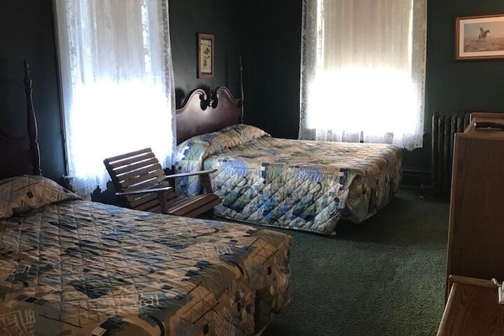 Room 12 of 67