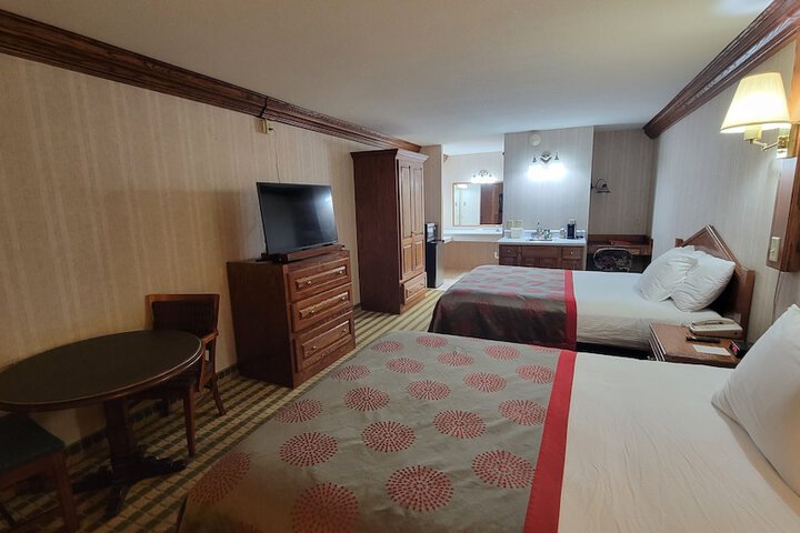 Room 9 of 62
