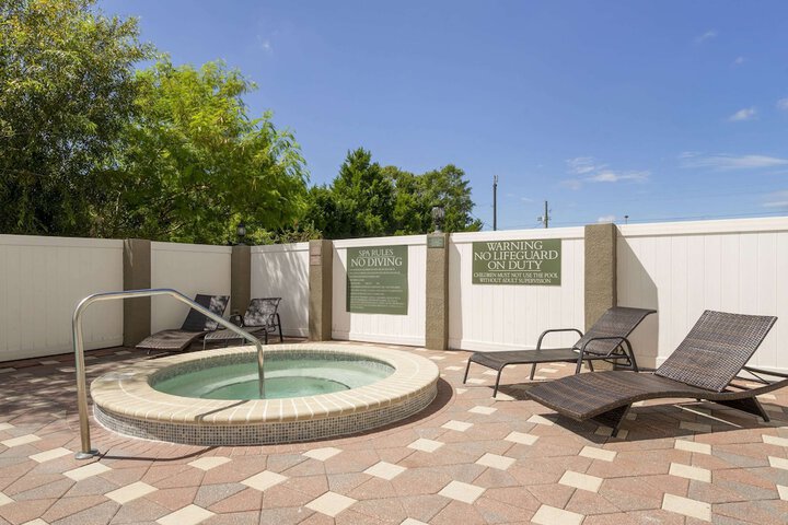 Pool 8 of 34