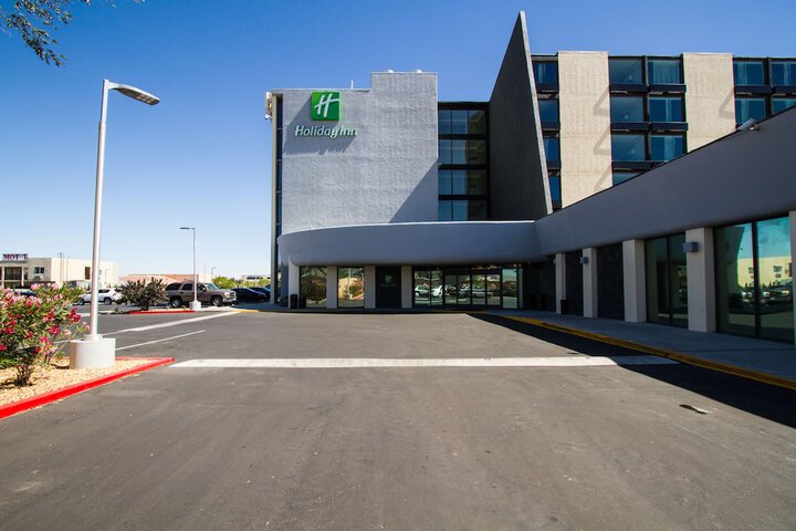 Hotel 5 of 67