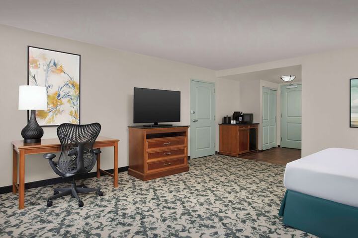 Room 22 of 36