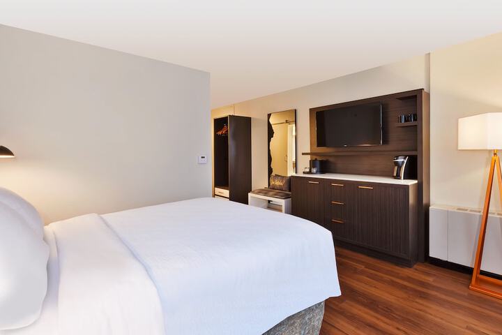 Room 39 of 50