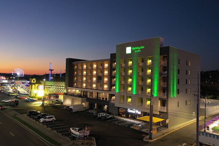 Hotel 7 of 107