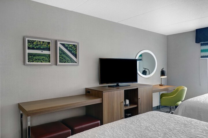 Hampton Inn & Suites by Hilton Belleville