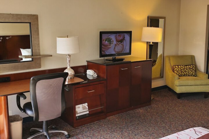 Room 22 of 36