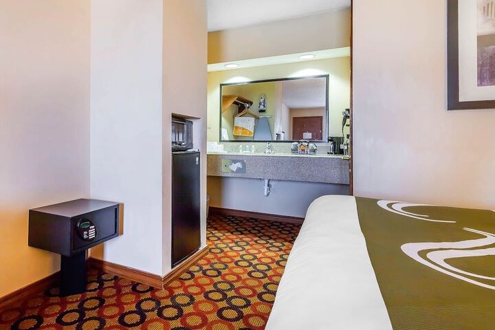 Room 22 of 31