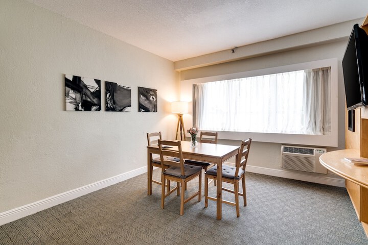 Room 57 of 88