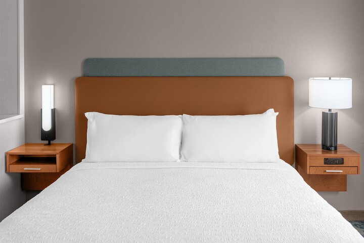 Hampton Inn Kansas City / Shawnee Mission