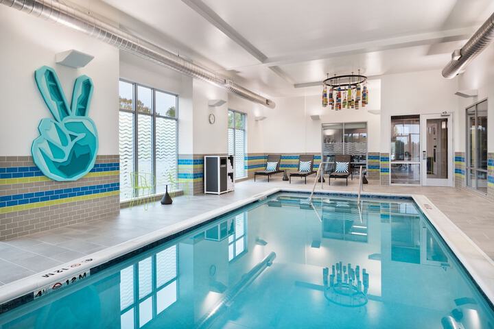 Pool 4 of 18
