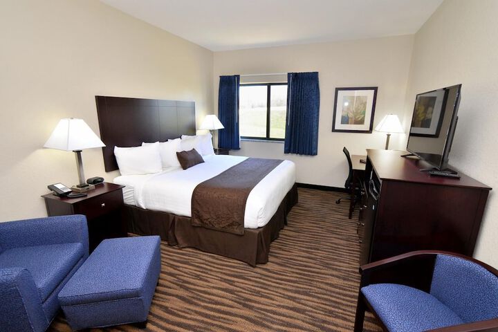 Room 6 of 17