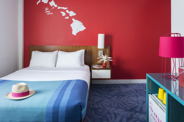 Room 20 of 34