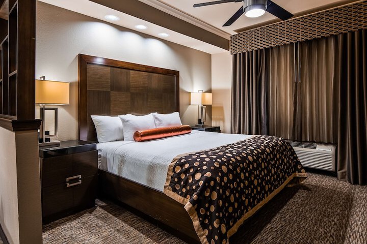 Room 19 of 42