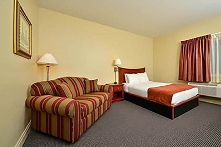 Room 15 of 39