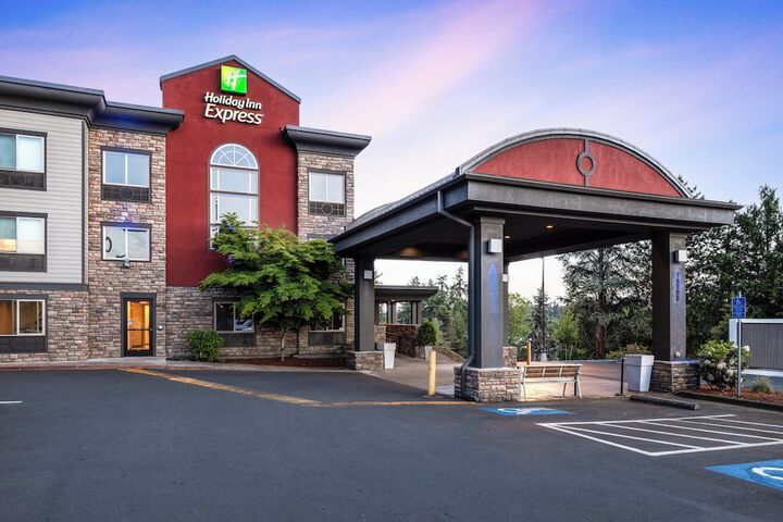 Holiday Inn Express Portland South-Lake Oswego by IHG