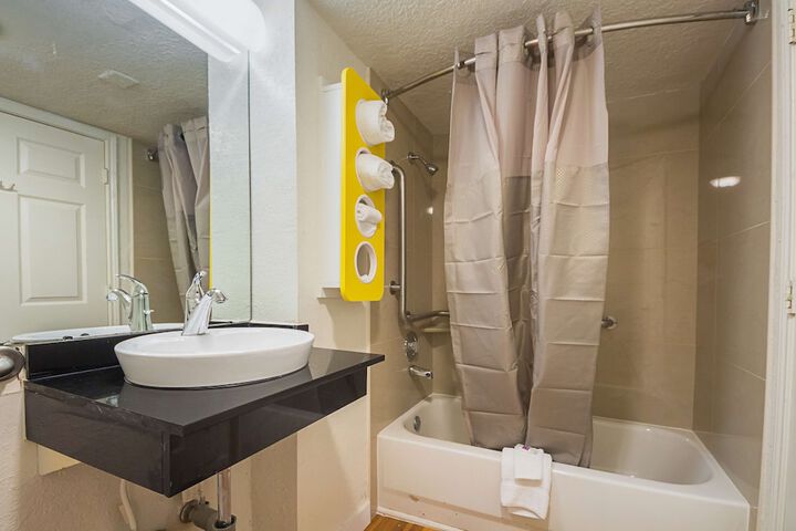 Motel 6 Garland TX - Northeast Dallas