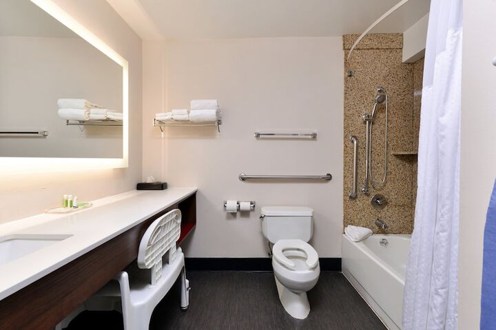 Holiday Inn Great Falls- Convention Center by IHG