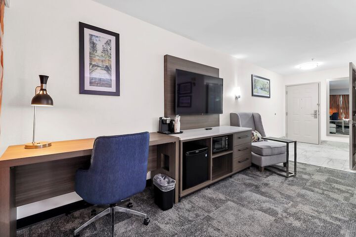 Room 55 of 77