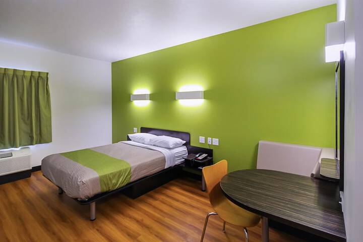 Room 20 of 31