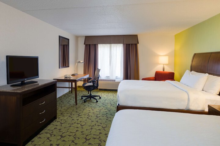 Hilton Garden Inn Edison / Raritan Center