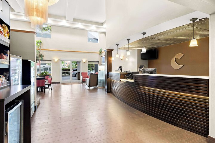 Hotel Interior 12 of 39
