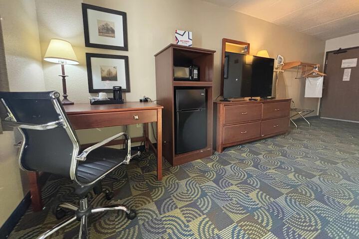 AmericInn by Wyndham Kewanee
