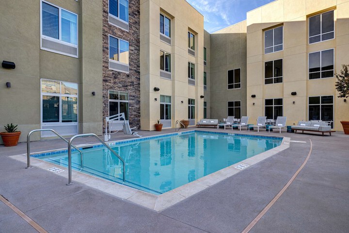 Pool 8 of 72