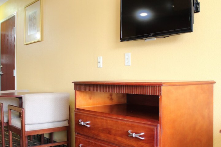 Room 22 of 43