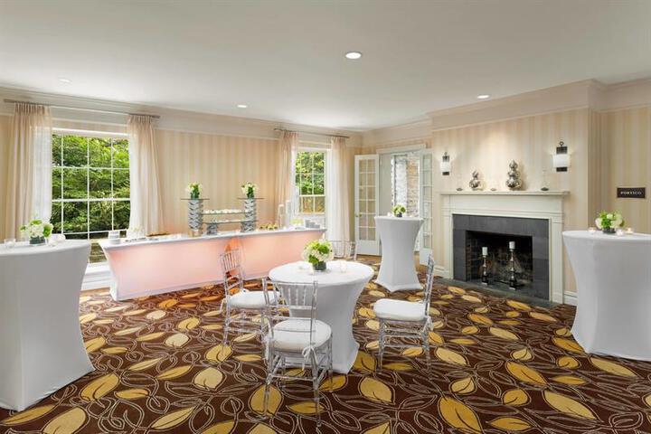 RENAISSANCE WESTCHESTER HOTEL