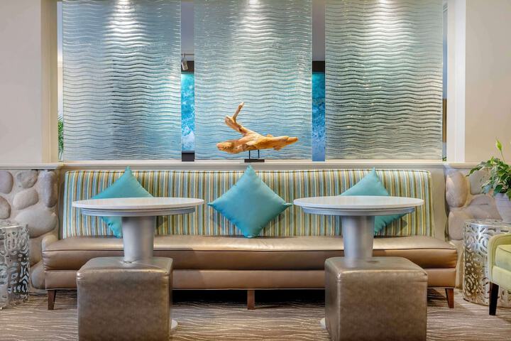 Best Western Plus Agate Beach Inn