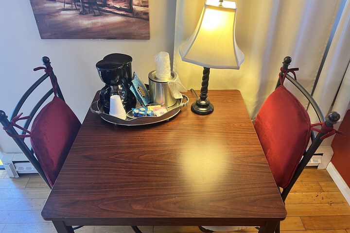 Room 31 of 51