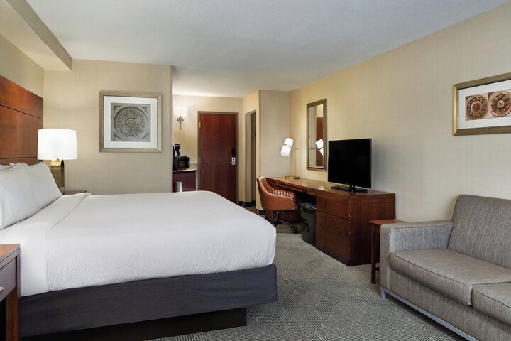 Room 21 of 41