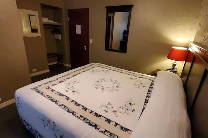 Room 16 of 45