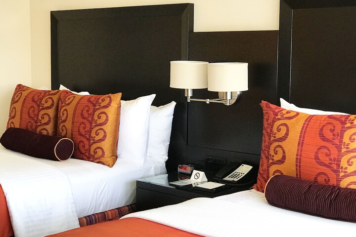 Room 32 of 108