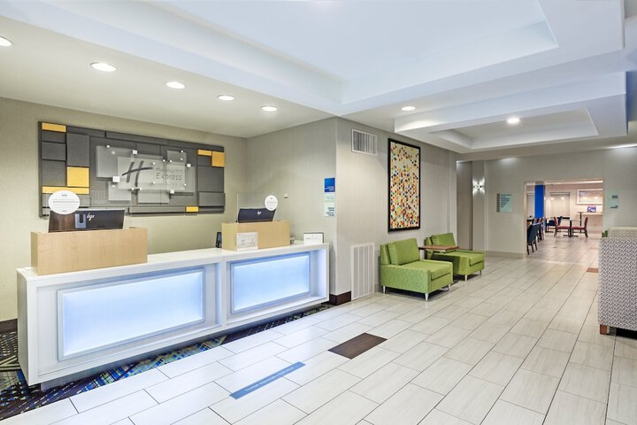 Hotel Interior 11 of 34