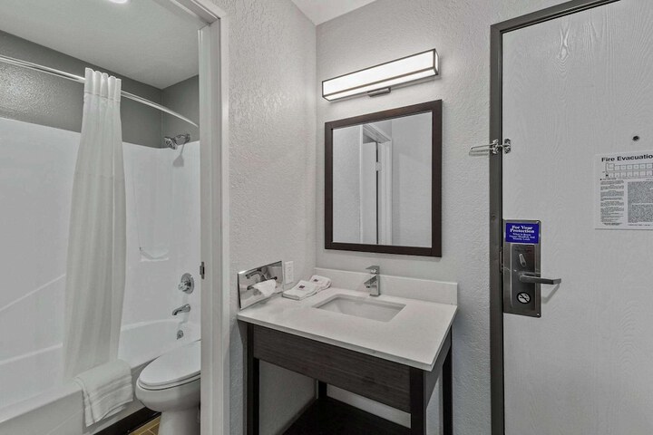 Motel 6 Brighton CO Denver Northeast
