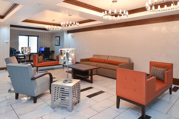 Hotel 2 of 48
